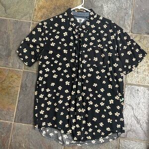 Visalia Short Sleeve Button Down Shirt Size XL